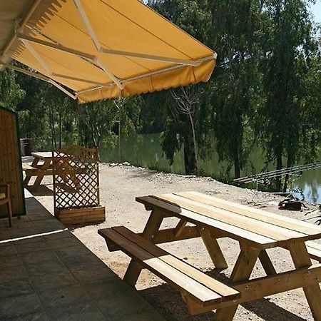 Apartamentos Villa Vacacional Castuera Zewnętrze zdjęcie